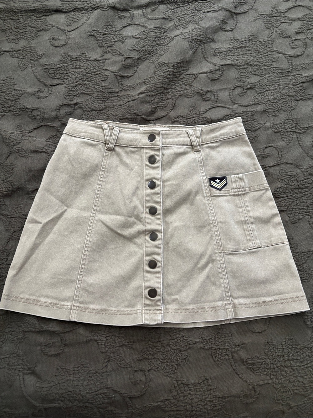 BeBop Light Gray Button-Front Mini Skirt